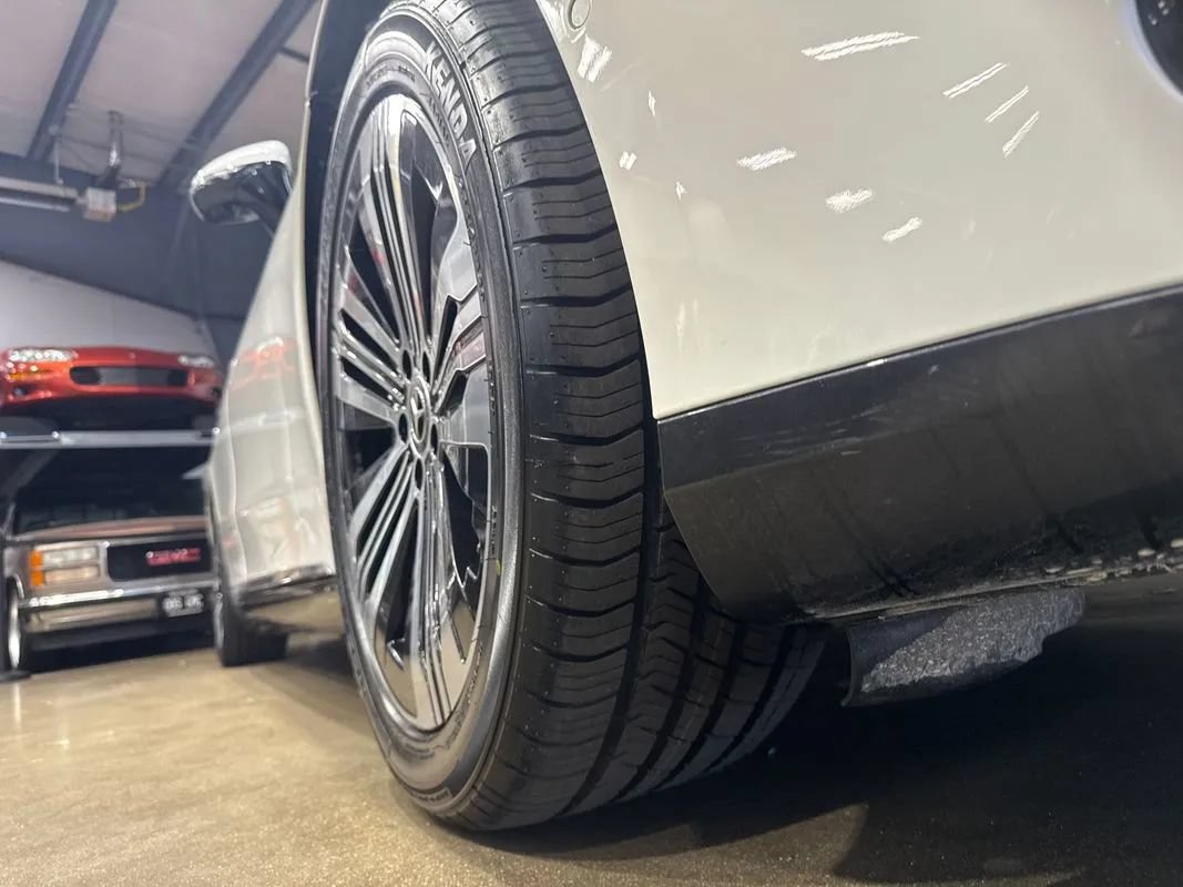 Used 2022 Mercedes-Benz EQS 450+ Sedan image 62