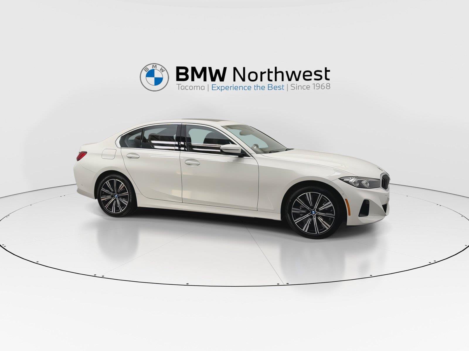 New 2026 BMW 330i Sedan w/ Convenience Package RWD image 6