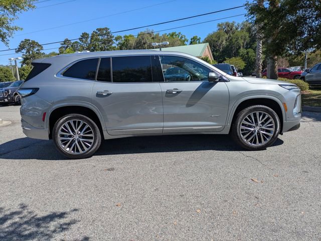 New 2026 Buick Enclave Avenir w/ Super Cruise Package FWD image 4