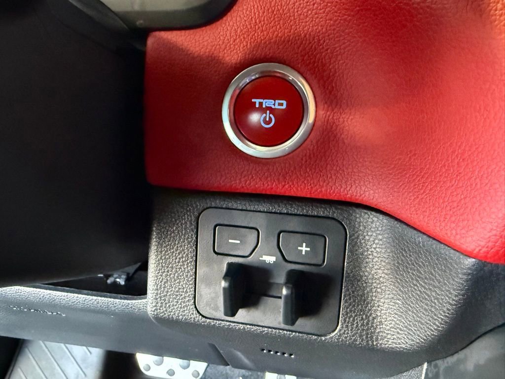 Used 2024 Toyota Sequoia TRD Pro AWD/4WD image 33