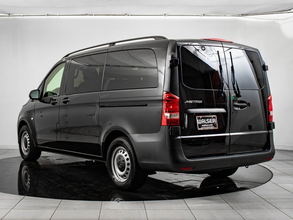 Used 2023 Mercedes-Benz Metris Passenger image 11