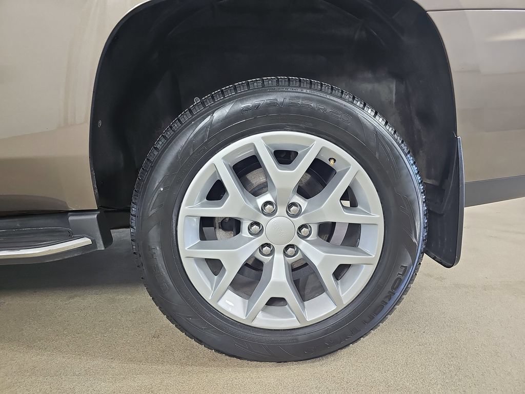 Certified 2016 GMC Yukon SLT w/ Open Road Package AWD/4WD image 41
