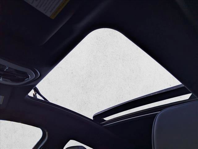 New 2025 Porsche Macan image 27