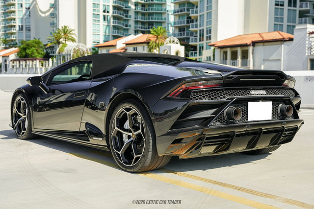 Used 2020 Lamborghini Huracan EVO AWD/4WD image 18