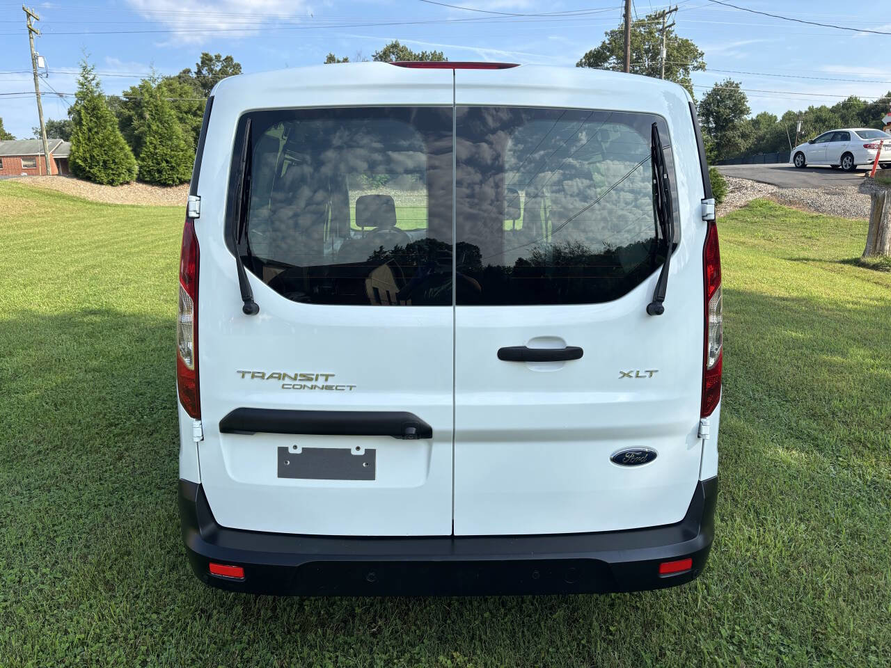 Used 2020 Ford Transit Connect XLT image 3