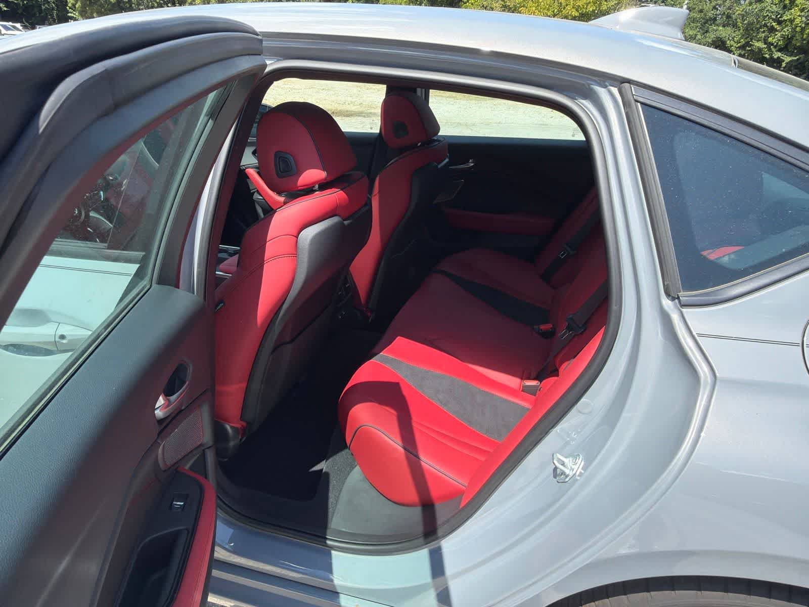Used 2025 Acura TLX w/ A-SPEC Package AWD/4WD image 17