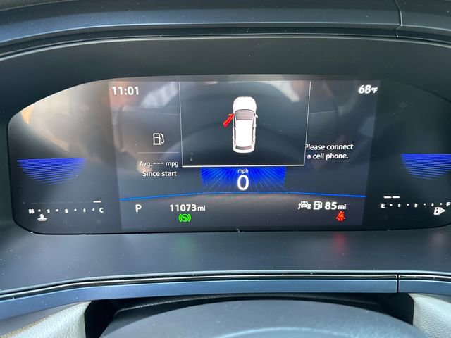 Used 2023 Volkswagen Taos SE w/ Panoramic Sunroof Package FWD image 26