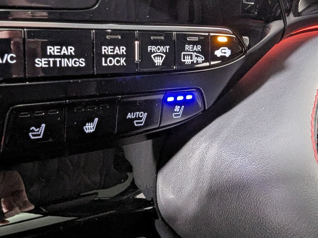 Used 2022 Acura MDX Type S AWD/4WD image 25