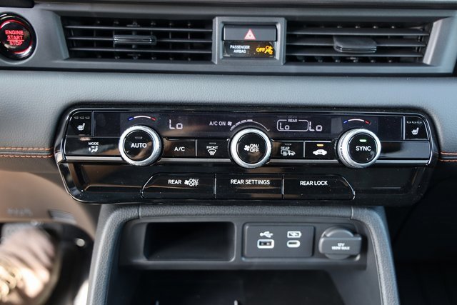 New 2025 Honda Pilot TrailSport image 20