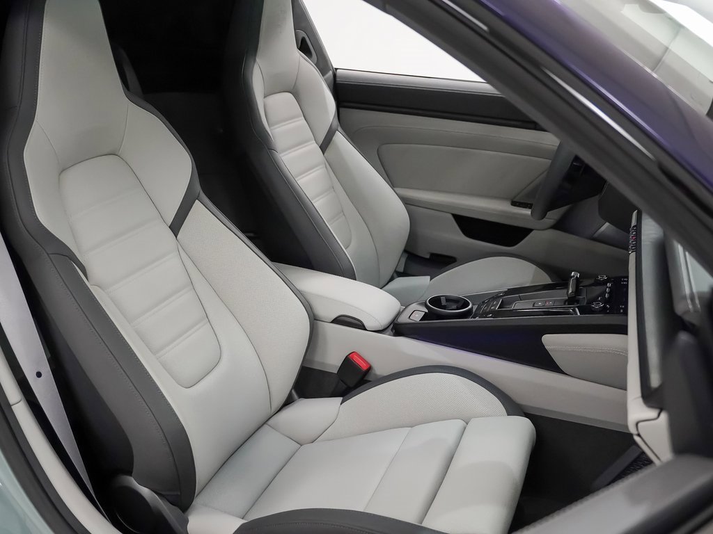 Used 2026 Porsche 911 Carrera GTS image 18