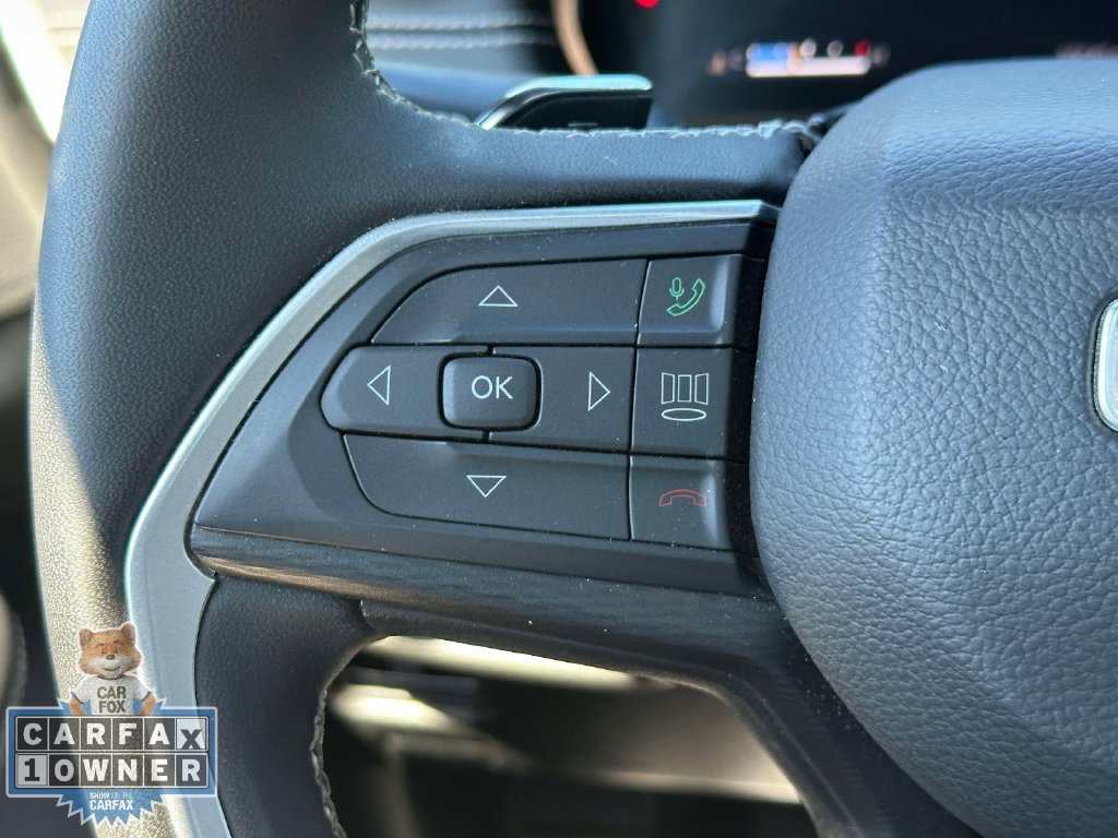 Used 2023 Jeep Grand Cherokee L Laredo AWD/4WD image 25