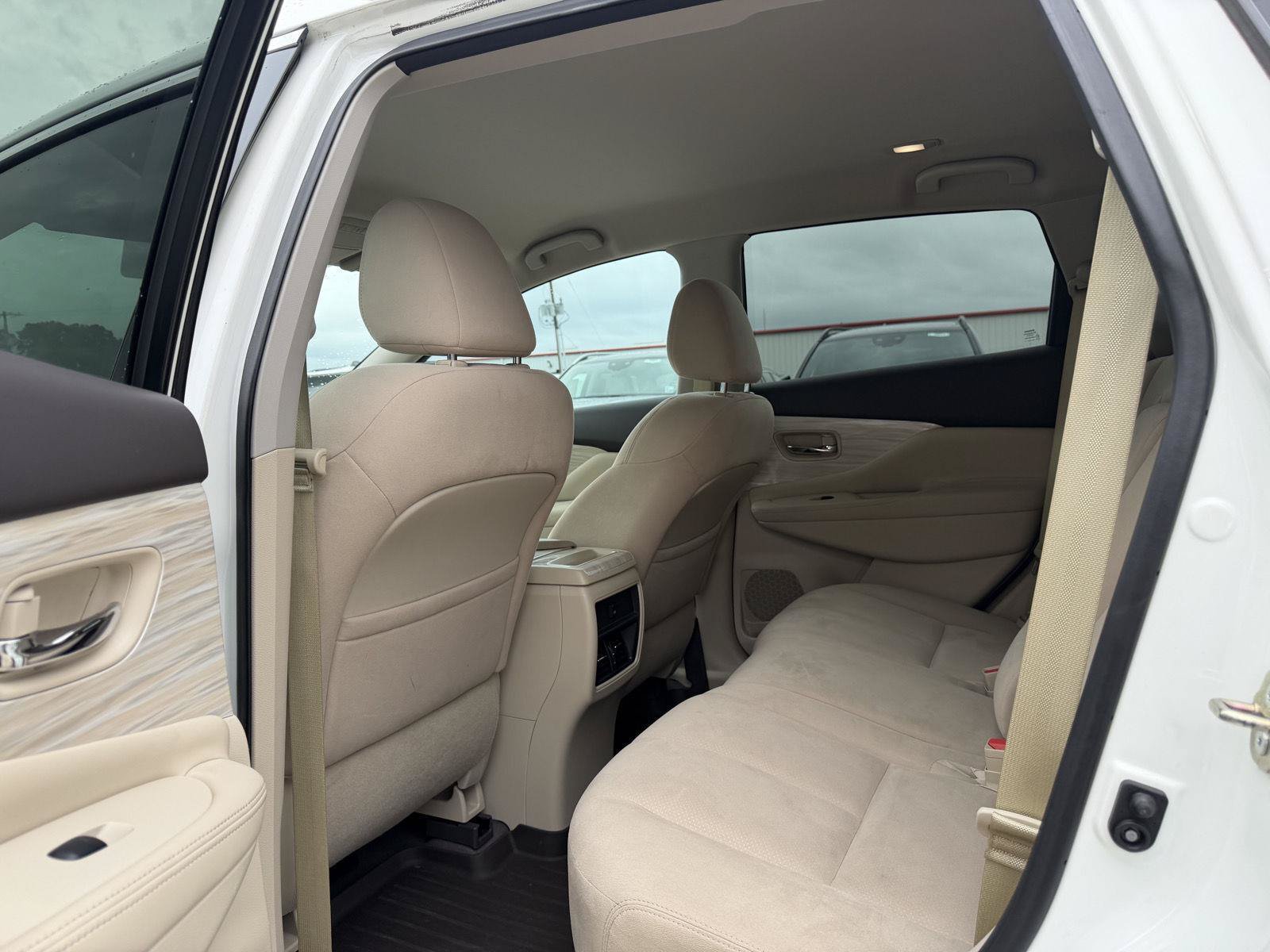 Used 2017 Nissan Murano S w/ Navigation Package FWD image 15