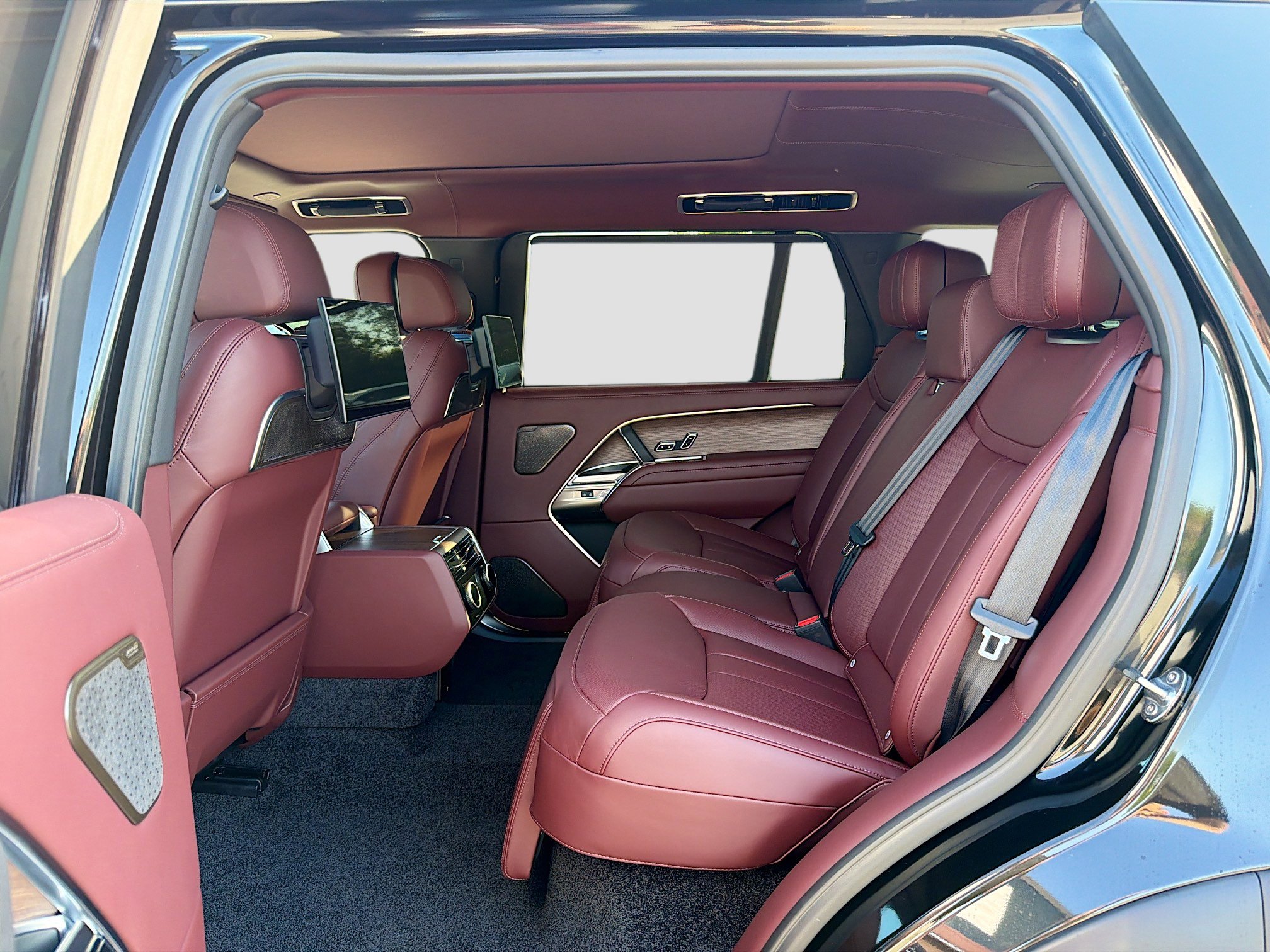 New 2026 Land Rover Range Rover Long Wheelbase Autobiography image 22