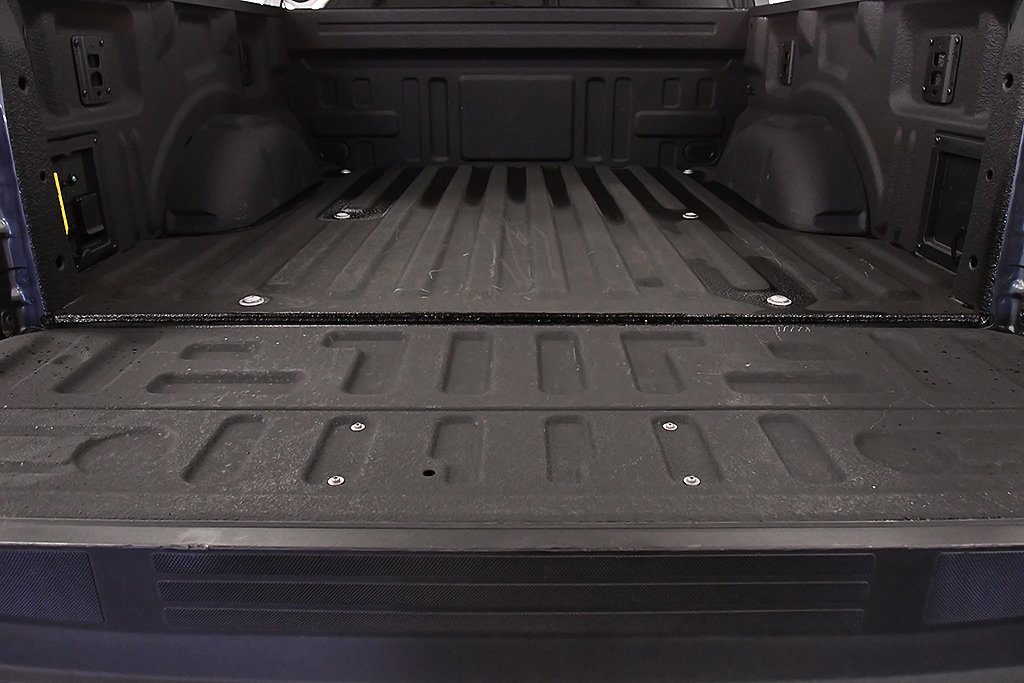 Used 2025 Ford F150 Lightning XLT image 15