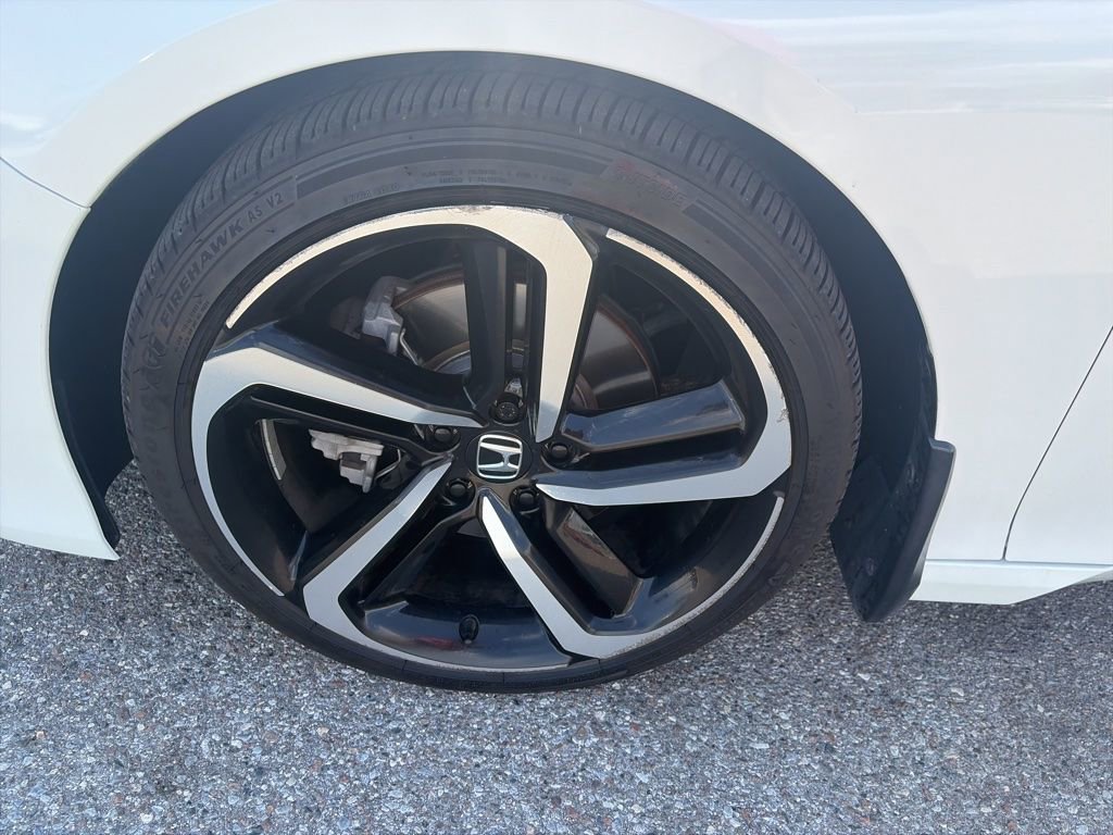 Used 2019 Honda Accord Sport image 11