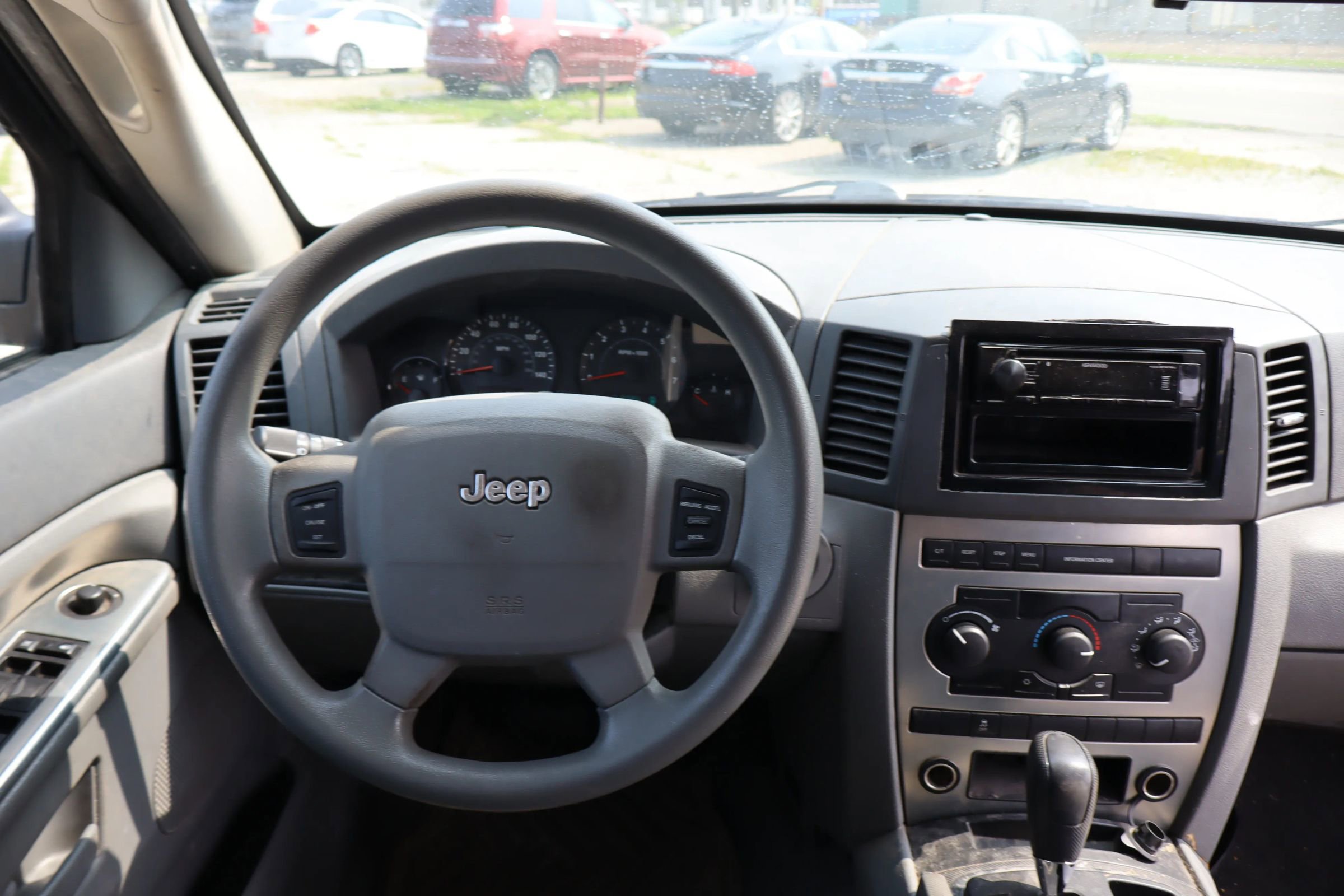 Used 2005 Jeep Grand Cherokee Laredo image 18