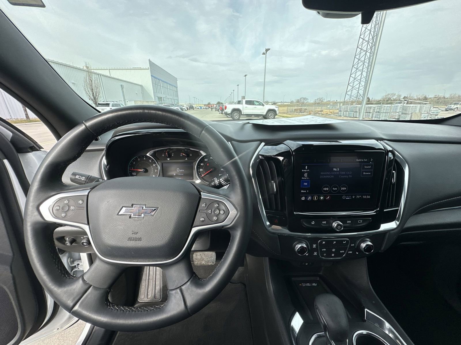 Used 2023 Chevrolet Traverse LT w/ Midnight/Sport Edition AWD/4WD image 11
