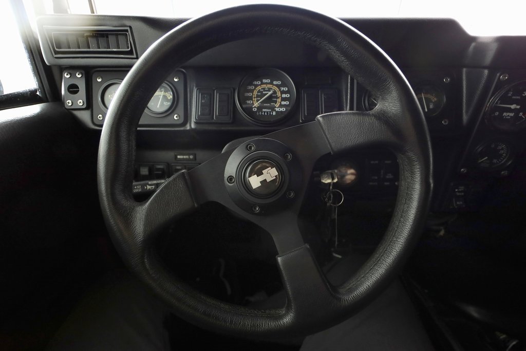 Used 1998 HUMMER H1 4-Door Wagon image 16