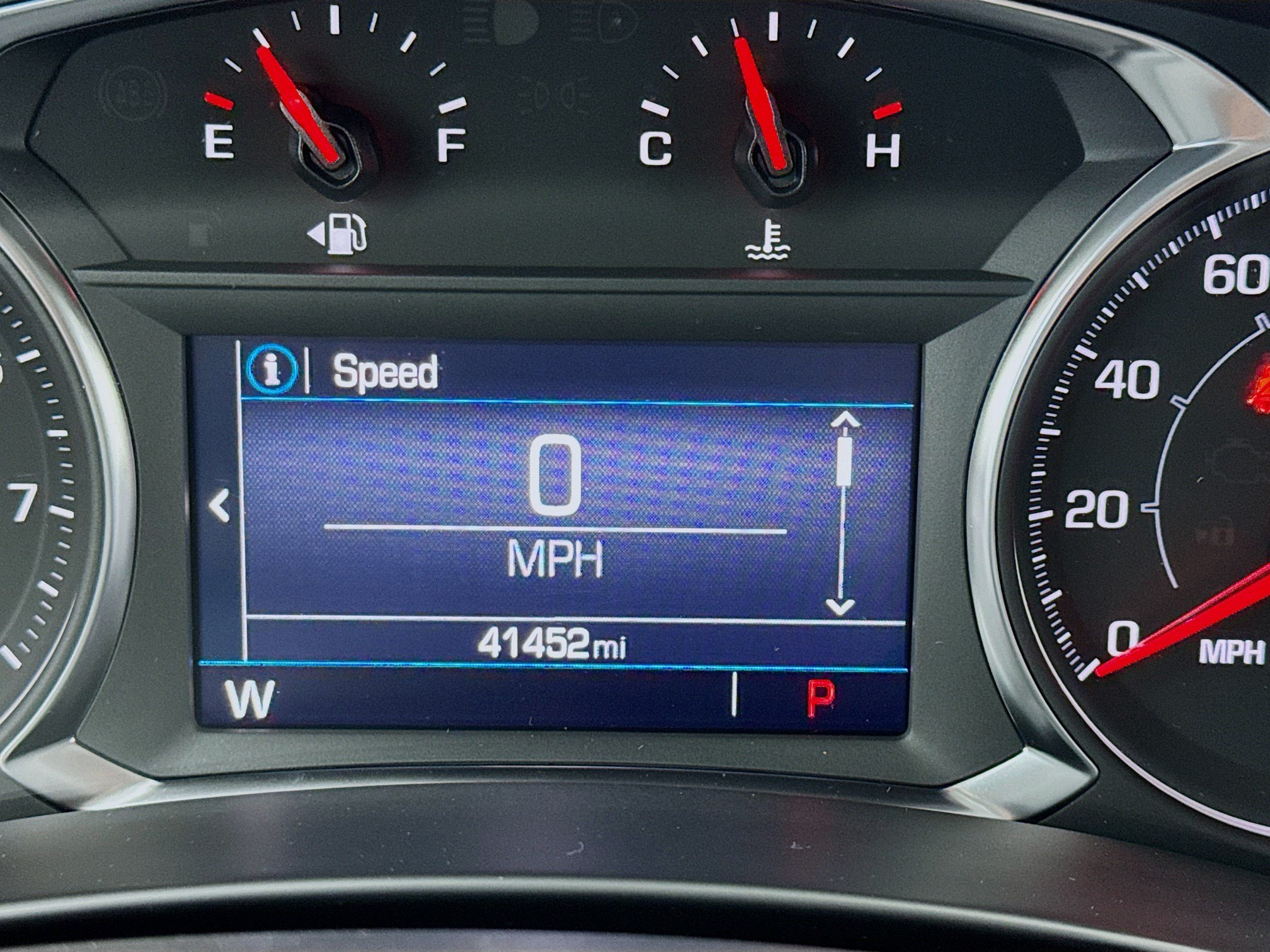 Used 2024 GMC Terrain SLE AWD/4WD image 8