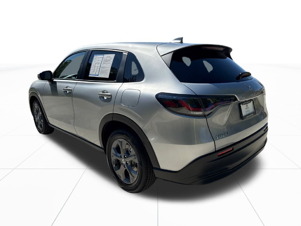 Certified 2027 Honda HR-V LX image 6