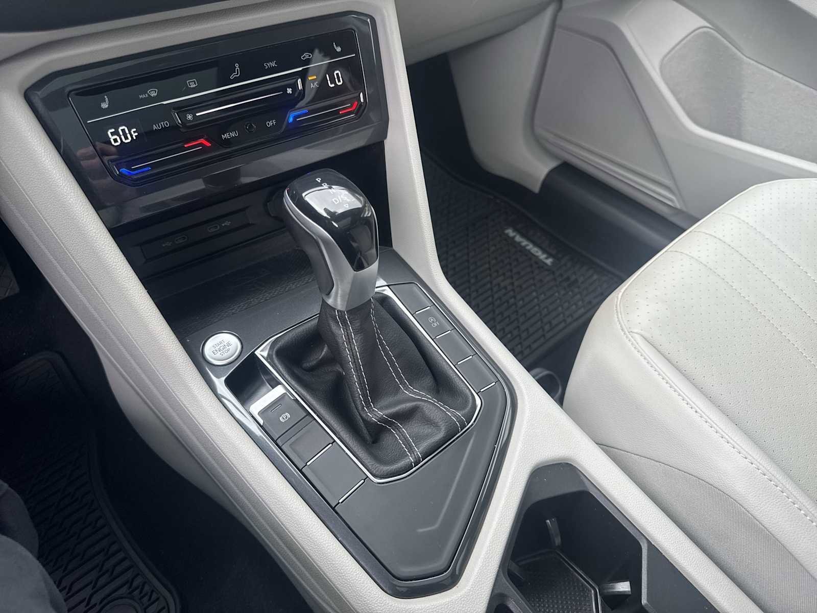 Used 2022 Volkswagen Tiguan SE image 19