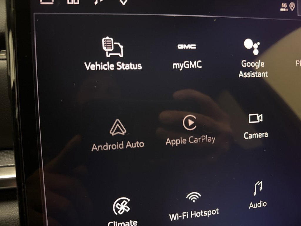 New 2026 GMC Terrain Elevation w/ Elevation Premium Package image 39