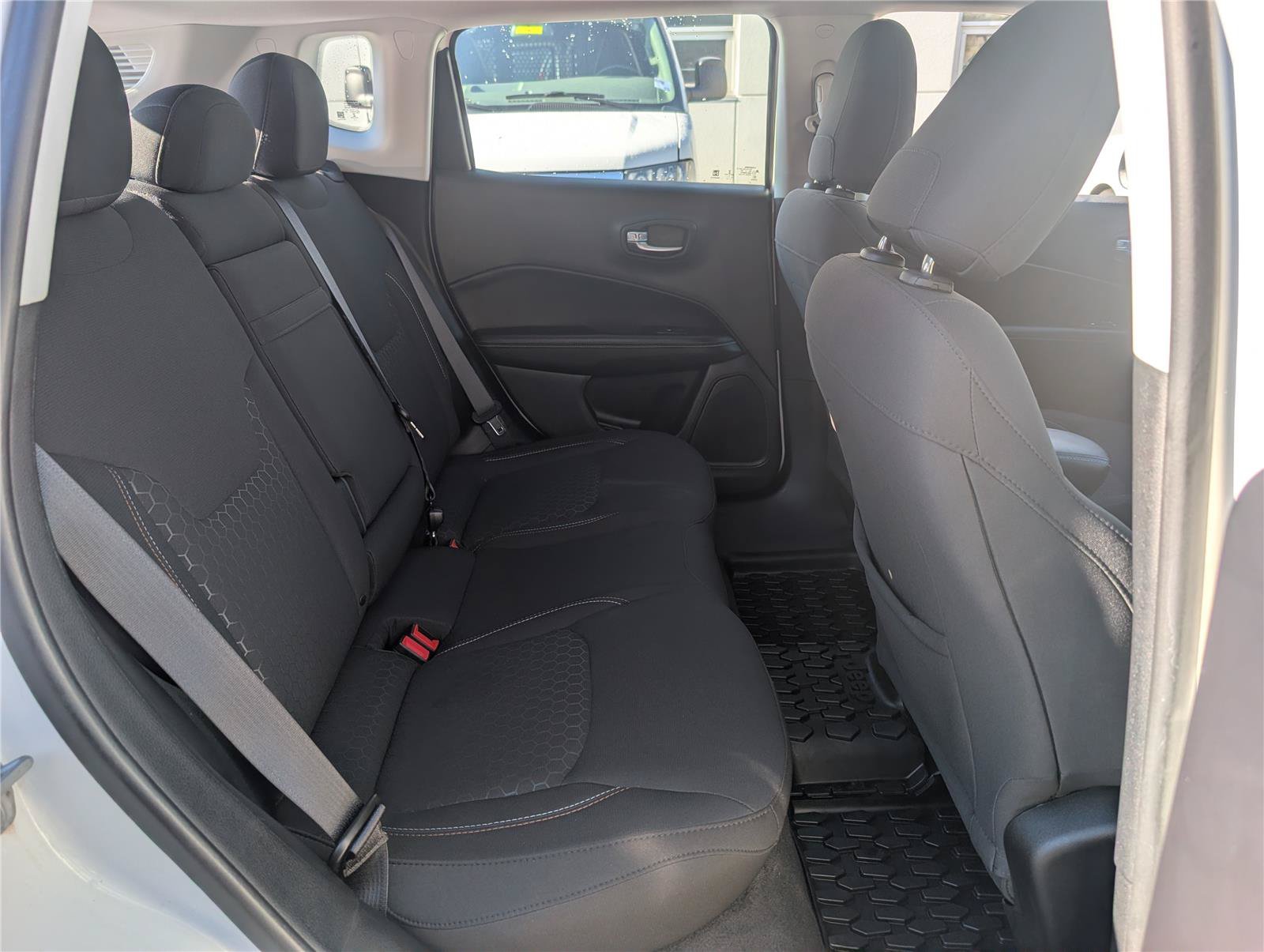 Used 2018 Jeep Compass Sport w/ Tech Group AWD/4WD image 14