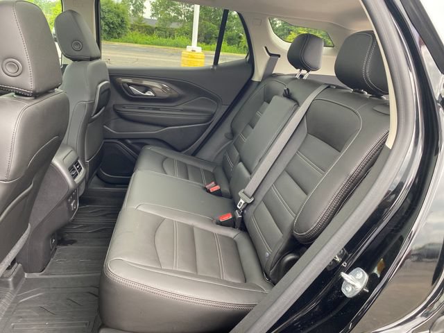 Certified 2024 GMC Terrain Denali w/ Black Diamond Edition AWD/4WD image 22