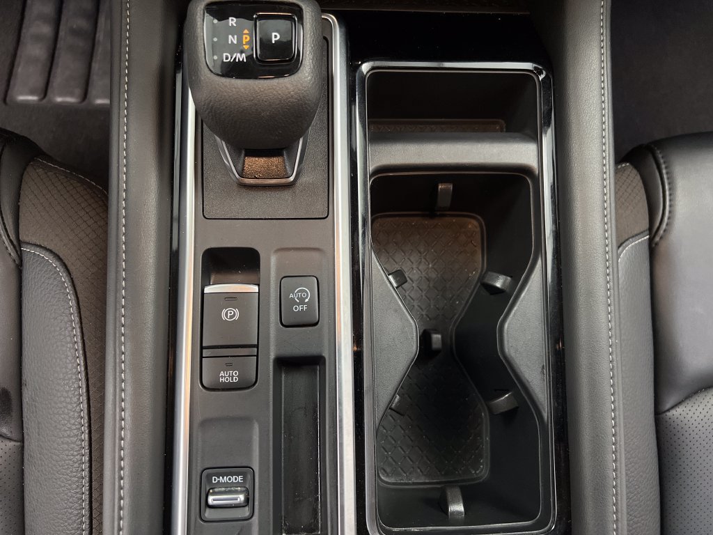 Used 2026 Nissan Pathfinder SL FWD image 48