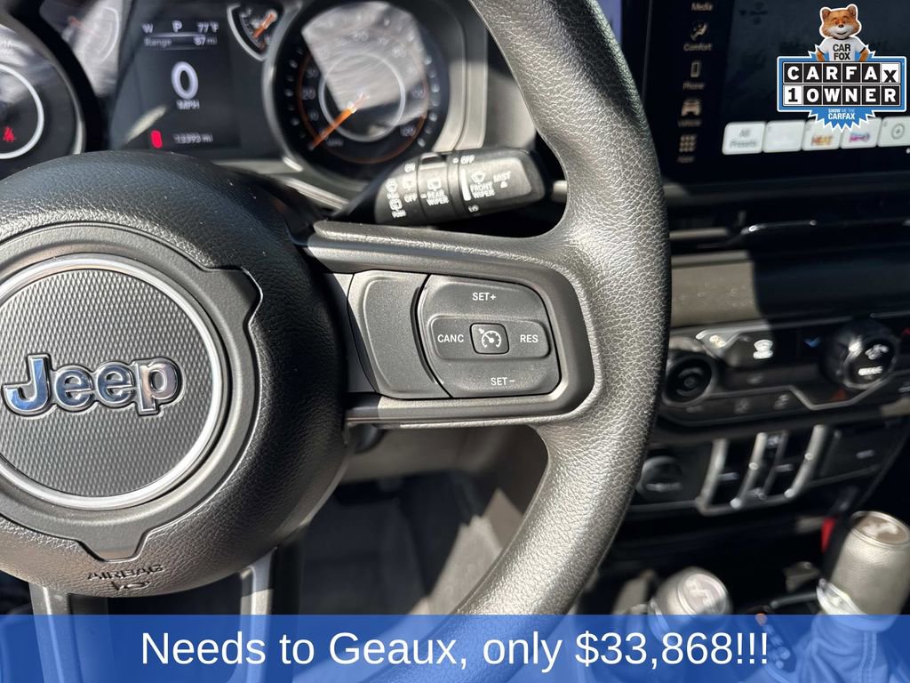 Used 2025 Jeep Wrangler Sport image 44