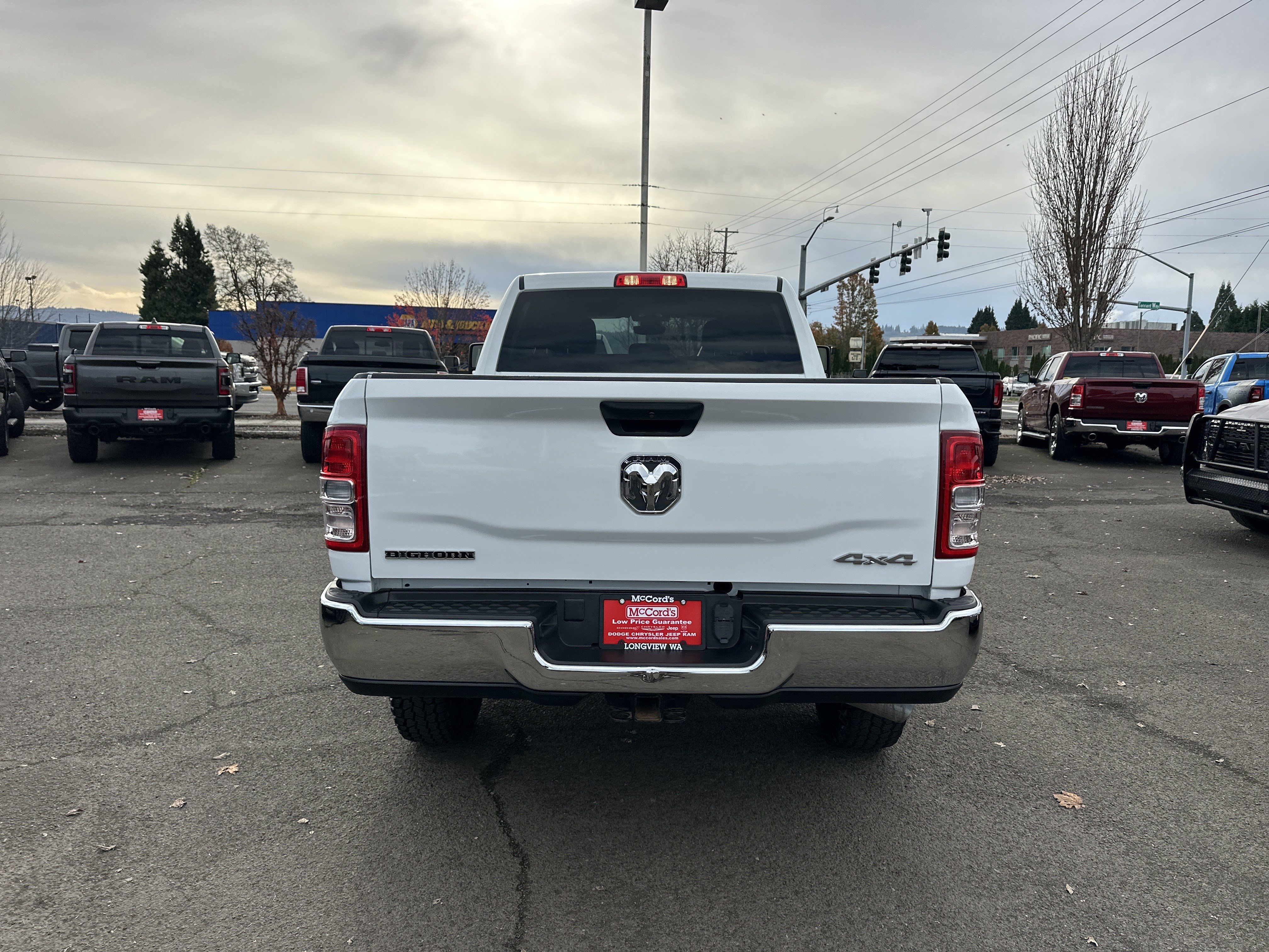 Used 2023 RAM 2500 Big Horn w/ Cold Weather Group AWD/4WD image 4
