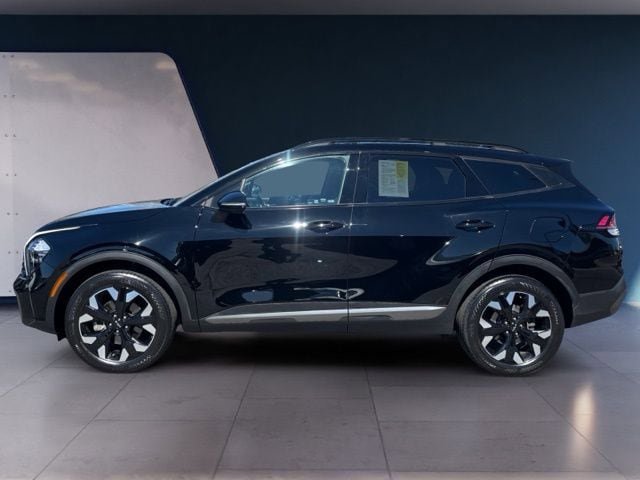 Used 2023 Kia Sportage X-Line AWD/4WD image 2