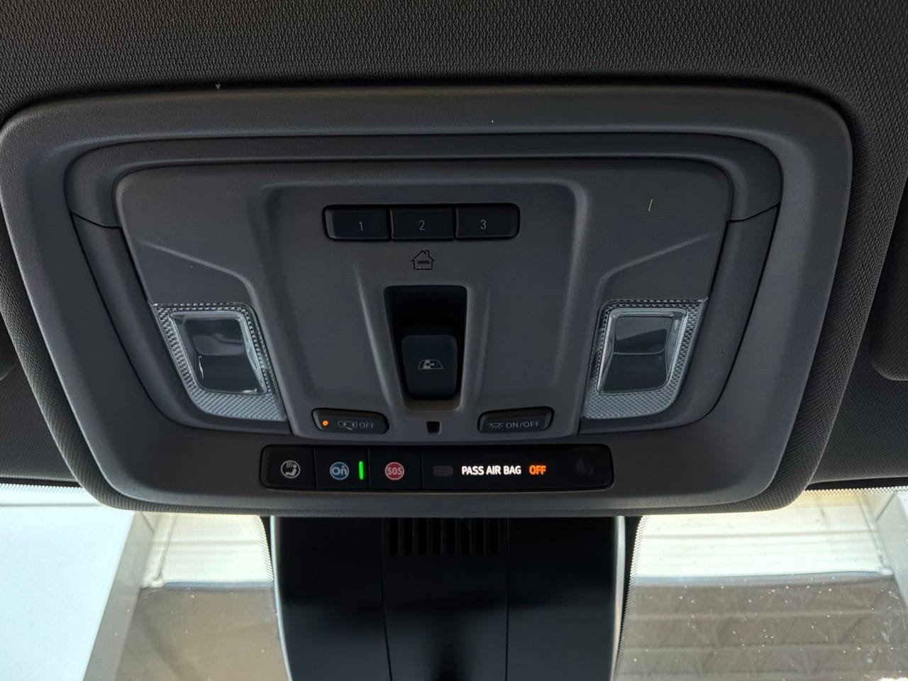 Used 2023 GMC Sierra 1500 Denali w/ Technology Package AWD/4WD image 24