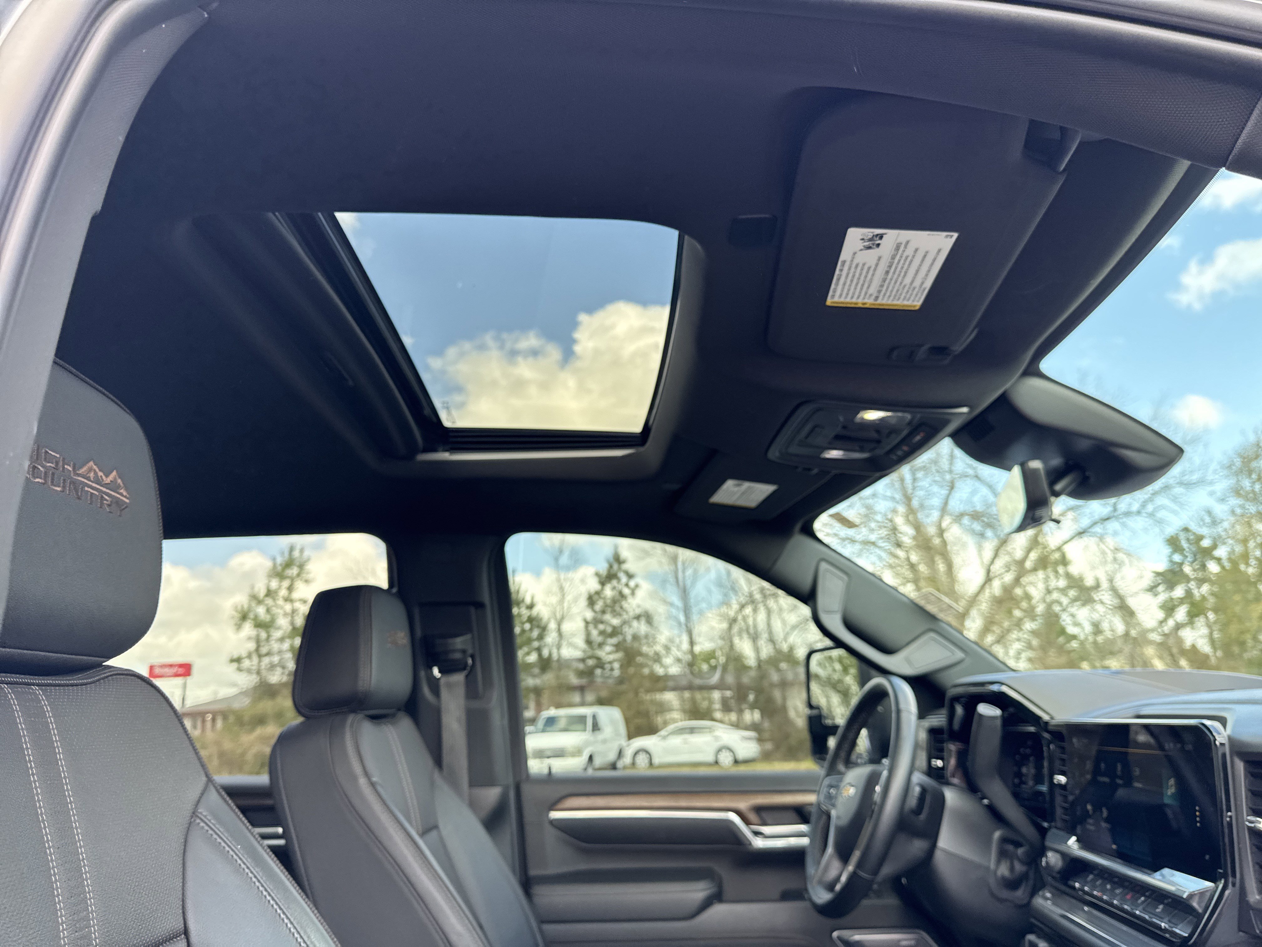 Used 2024 Chevrolet Silverado 3500 High Country w/ High Country Premium Package image 36