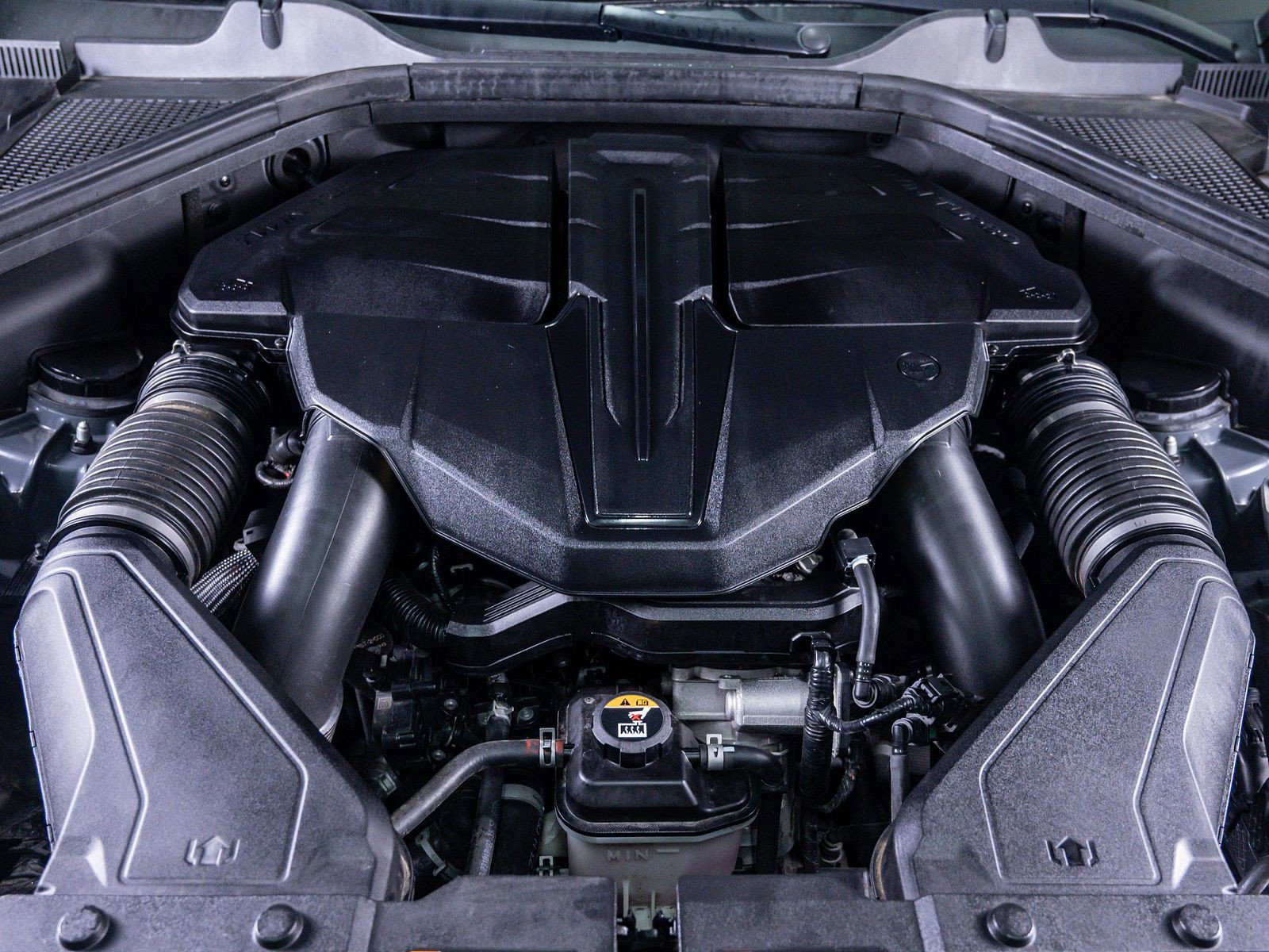 Used 2024 Genesis GV80 3.5T w/ Prestige Matte Package image 7