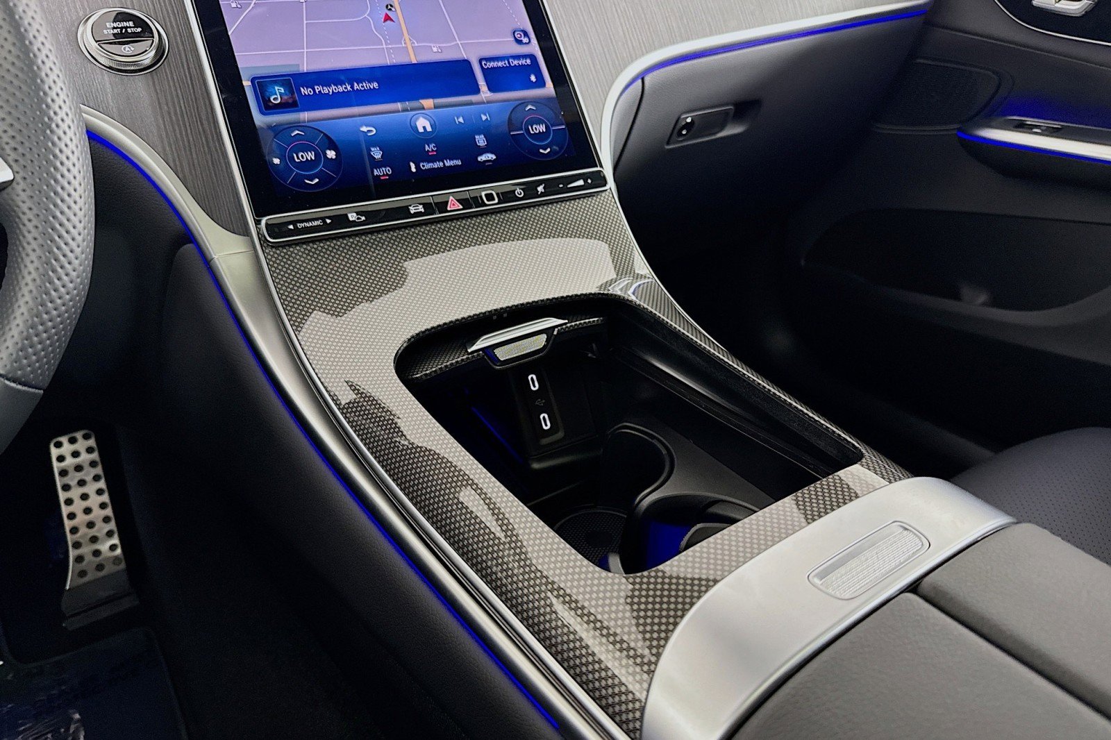 Certified 2025 Mercedes-Benz GLC 300 4MATIC image 6