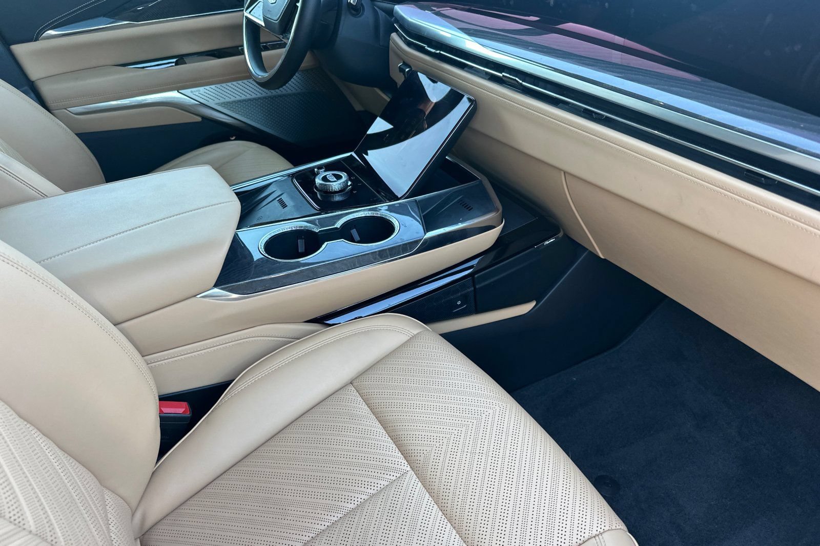 Certified 2026 Cadillac Escalade IQ Sport 2 AWD/4WD image 20