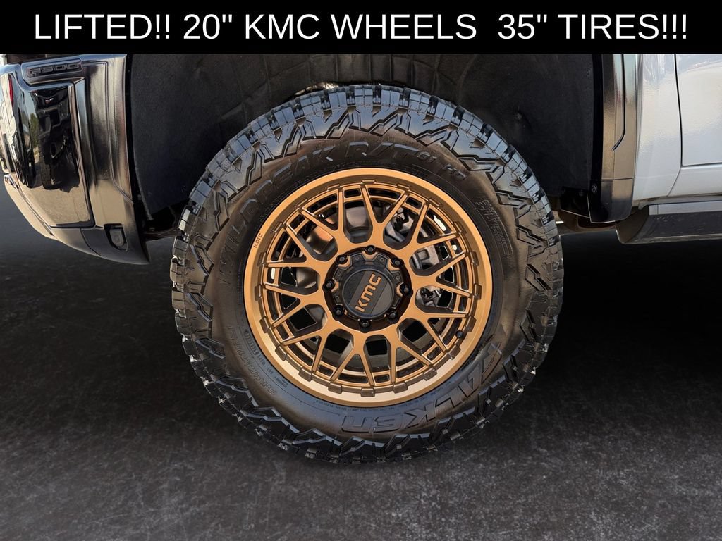 Used 2024 GMC Sierra 2500 AT4X AWD/4WD image 9
