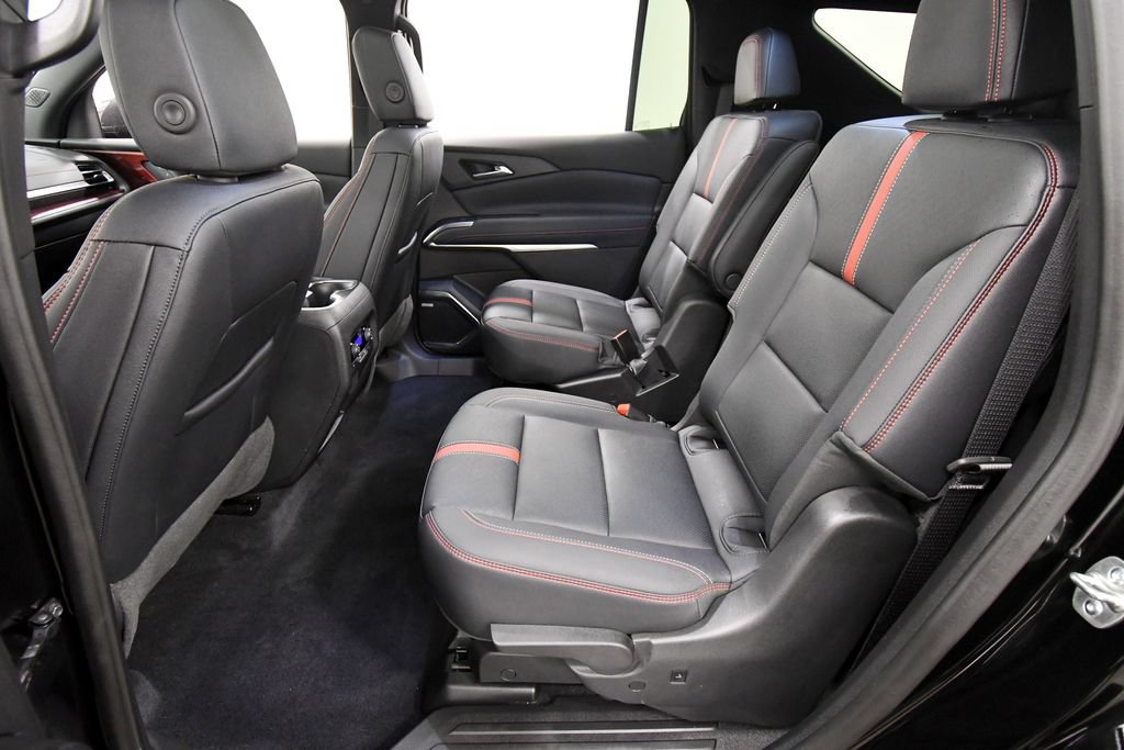 Used 2024 Chevrolet Traverse RS AWD/4WD image 15