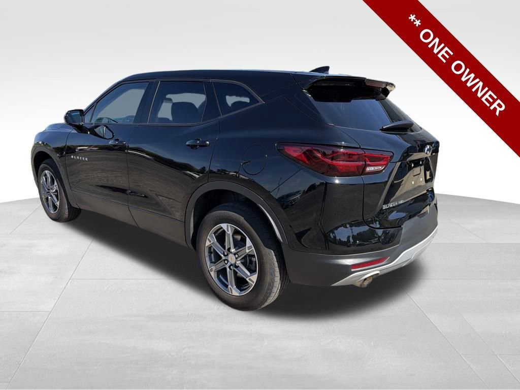 Used 2023 Chevrolet Blazer LT w/ Driver Confidence Package image 3