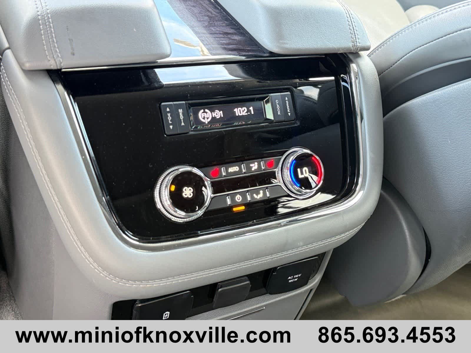 Used 2021 Lincoln Navigator Reserve w/ Luxury Package AWD/4WD image 18