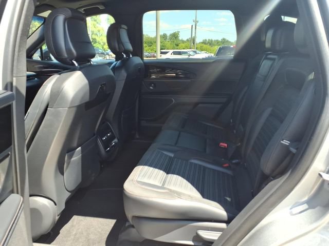 Used 2024 Lincoln Nautilus Reserve w/ Equipment Group 202A AWD/4WD image 9