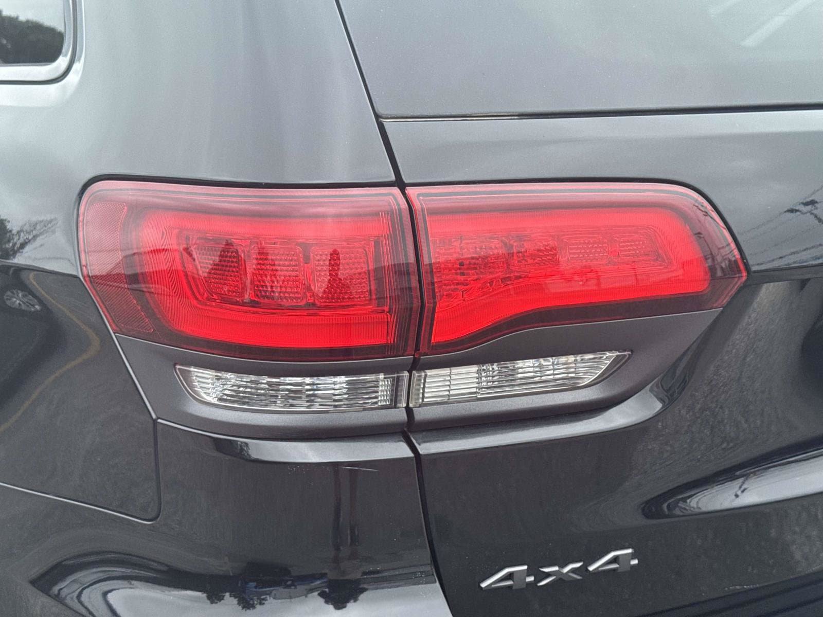 Used 2018 Jeep Grand Cherokee High Altitude AWD/4WD image 11
