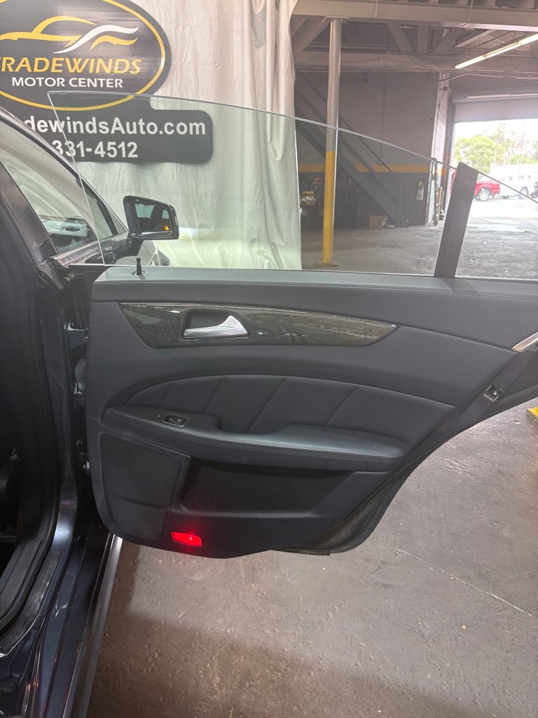 Used 2016 Mercedes-Benz CLS 400 4MATIC image 32