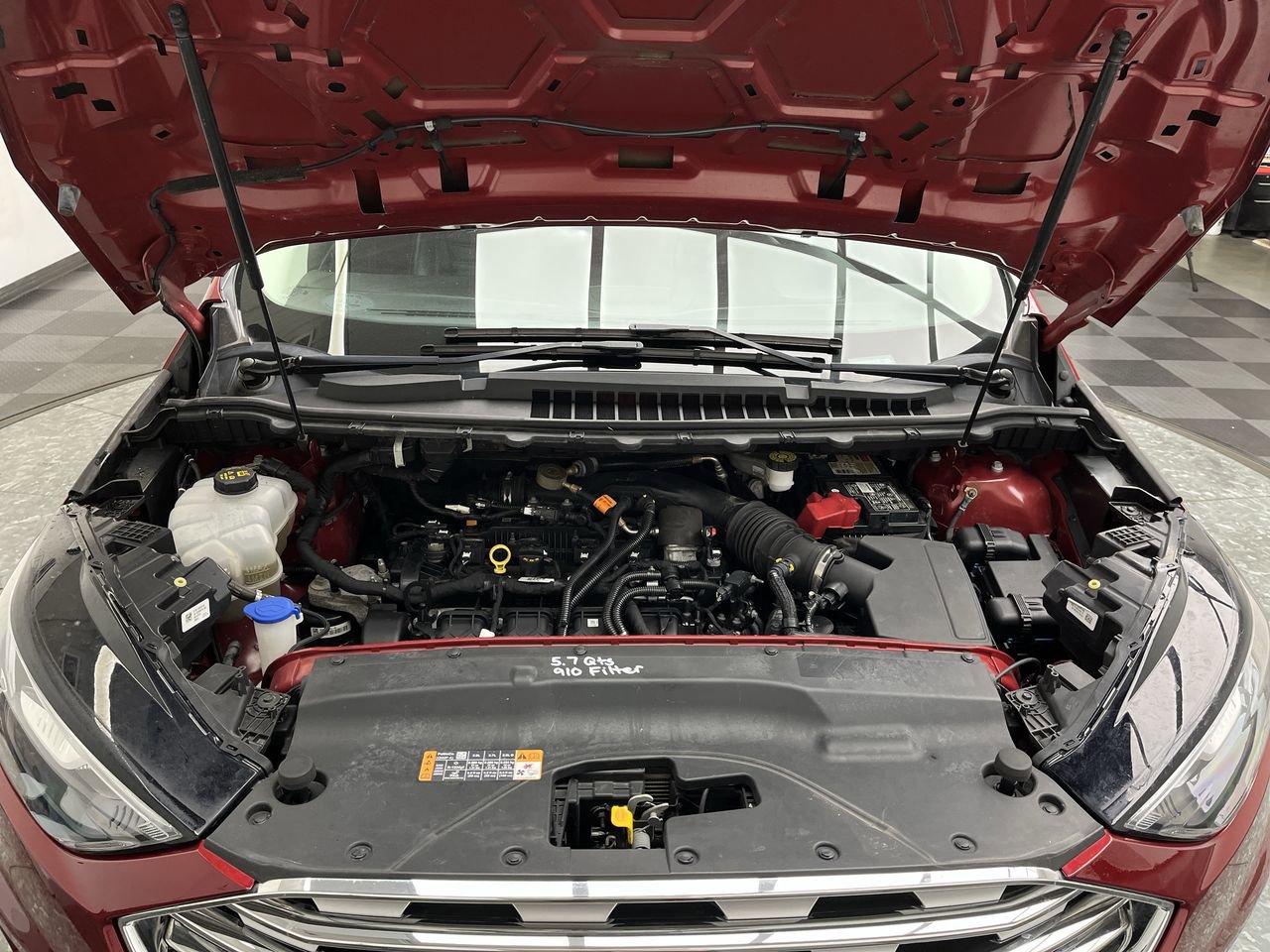 Used 2019 Ford Edge SEL w/ Cold Weather Package AWD/4WD image 29