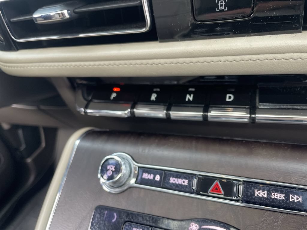 Used 2020 Lincoln Aviator Reserve w/ Equipment Group 202A AWD/4WD image 28
