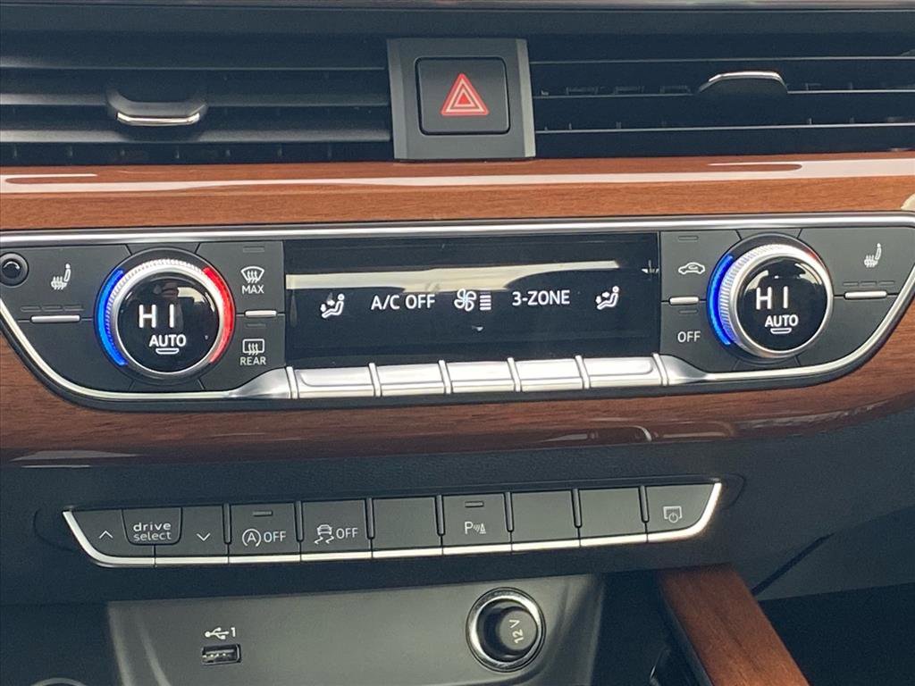 Used 2023 Audi A4 2.0T Premium w/ Convenience Package image 10