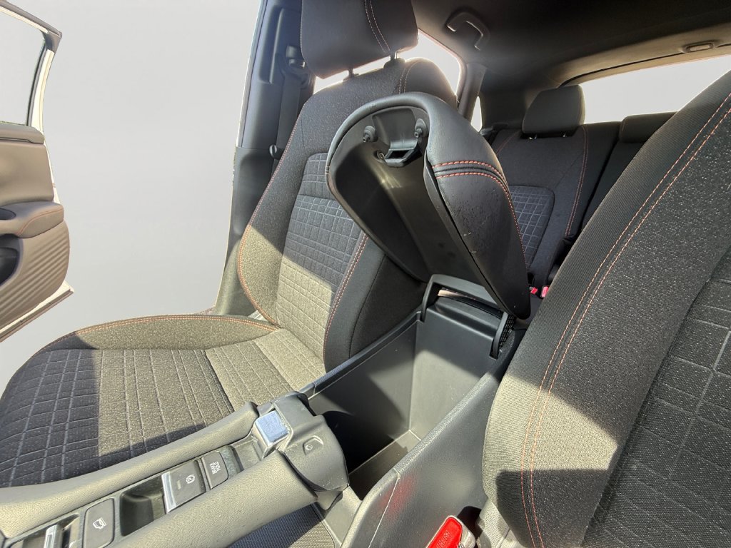Used 2025 Honda HR-V Sport image 20