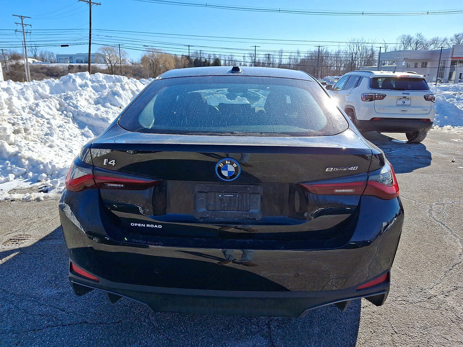 Used 2024 BMW i4 eDrive40 w/ Premium Package RWD image 5