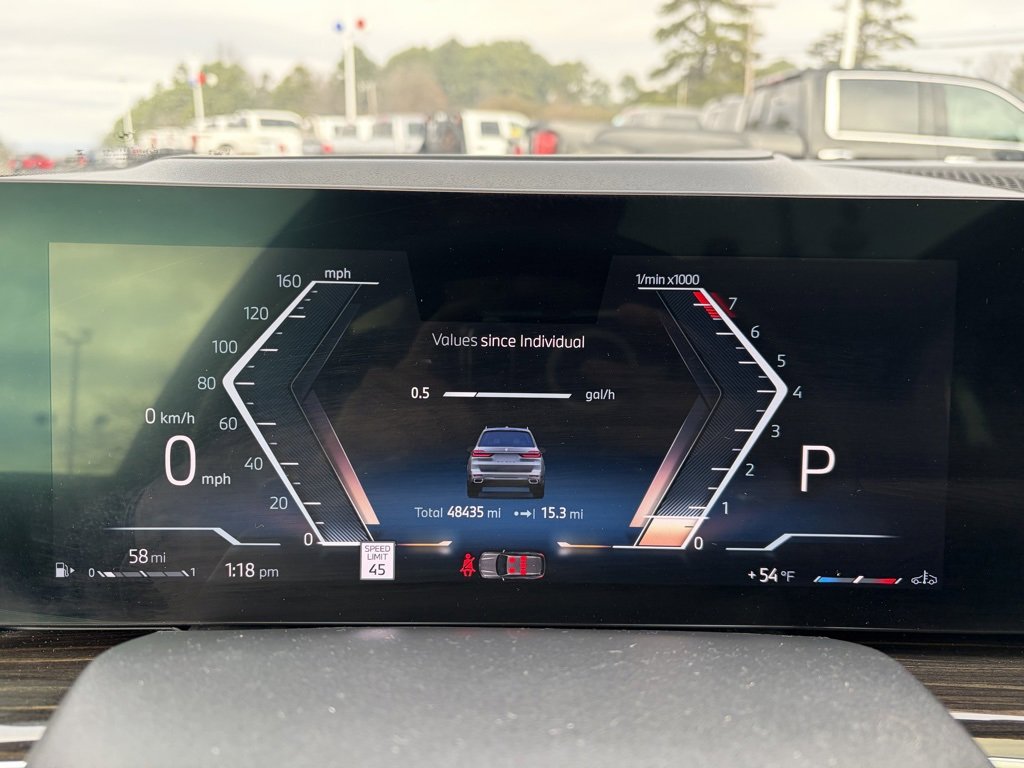 Used 2024 BMW X7 xDrive40i w/ Premium Package image 19